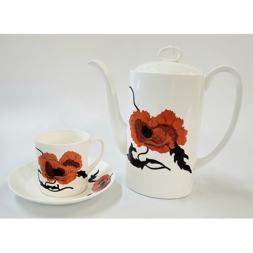 240 - Wedgwood Susie Cooper design 'Poppy' pattern coffee and dinner set (one dinner plate and three small... 