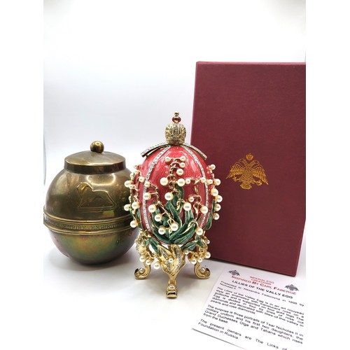 101 - A round brass tea caddy produced as a souvenir of the British Empire Exhibition by Lipton's tea comp... 