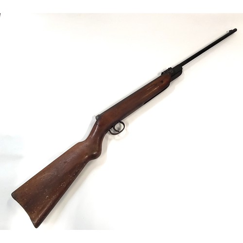 138 - A Diana model 27 .22 calibre air rifle.