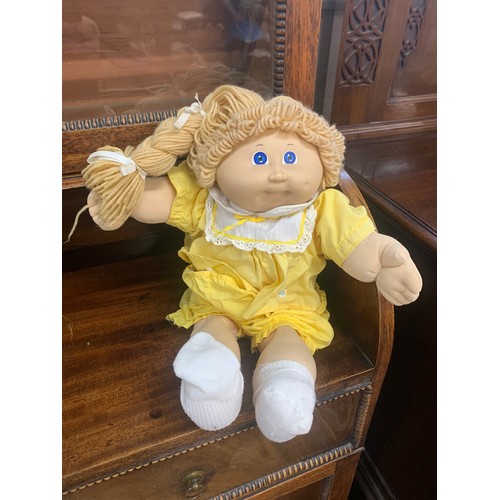 144 - A pair of 1980's Cabbage Patch Kid dolls.