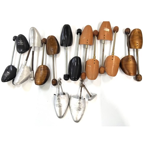 163 - Fourteen (seven pairs) shoe trees including Shoemaster, Samuel WIndsor, and Abbotts Phit-Perfect. (1... 