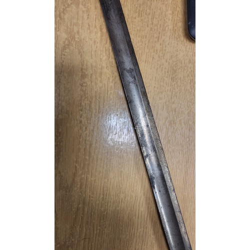 141 - British Royal Navy Officer's Sword - 1805 Pattern. Blade 82cm.