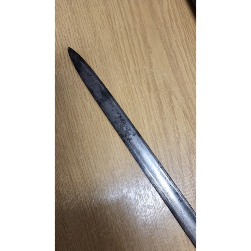 141 - British Royal Navy Officer's Sword - 1805 Pattern. Blade 82cm.