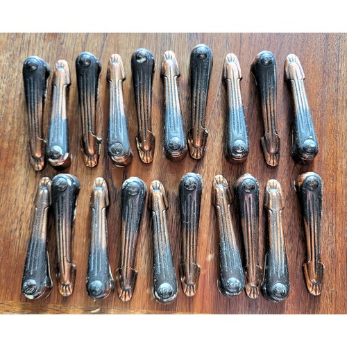 142 - A set of sixteen vintage Art Deco stair rods (73.5cm) and fastenings.