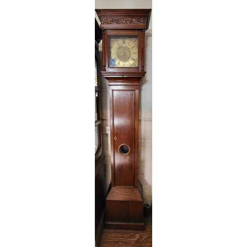 75 - A George III long case clock in a golden oak case by John Hocker, Reading.  H: 204cm W: 40cm D: 25cm... 
