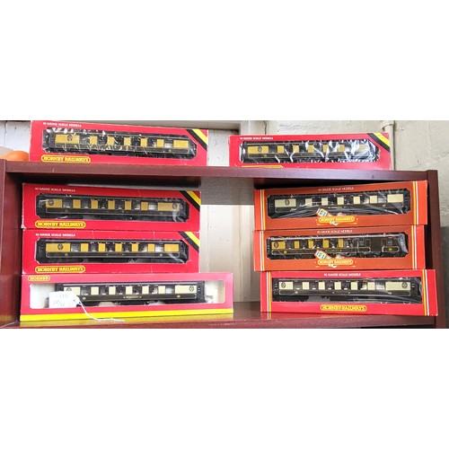 178 - Hornby Railways Pullman coaches including Rosemary and Ansonia in original boxes. (8)