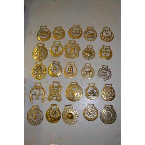 1506 - Collection of various horse brasses, swingers, martingales etc