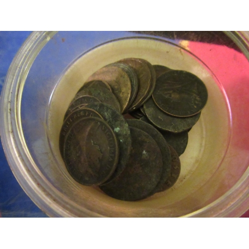 1033 - Quantity of mainly Great Britain coinage together with a ten shilling note and a Jersey one pound no... 