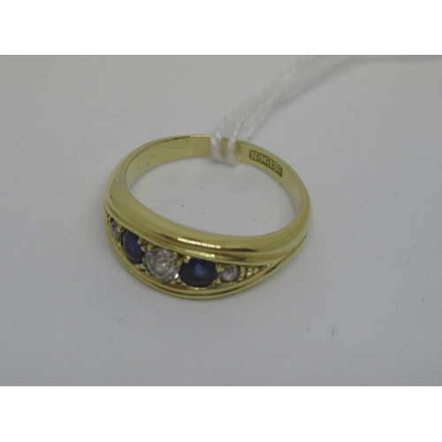 1111 - 18ct Yellow gold ring set two sapphires and three diamonds