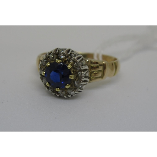 1148 - Victorian gold circular sapphire and diamond cluster ring