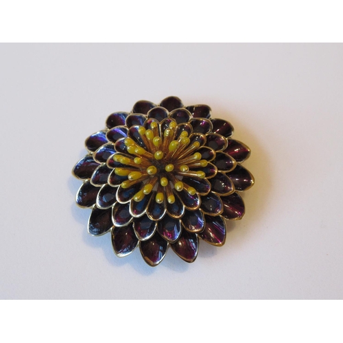 1153 - Tiffany & Company 1960's 18ct gold and enamel decorated flower head brooch, approximately 40mm diame... 