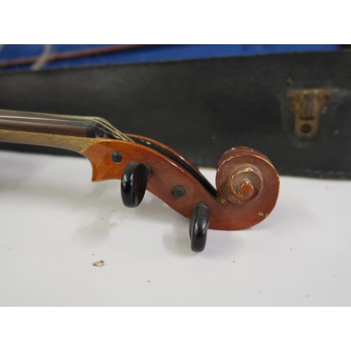 143D - London Violin Company violin and two bows in a fitted case