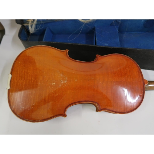 143D - London Violin Company violin and two bows in a fitted case