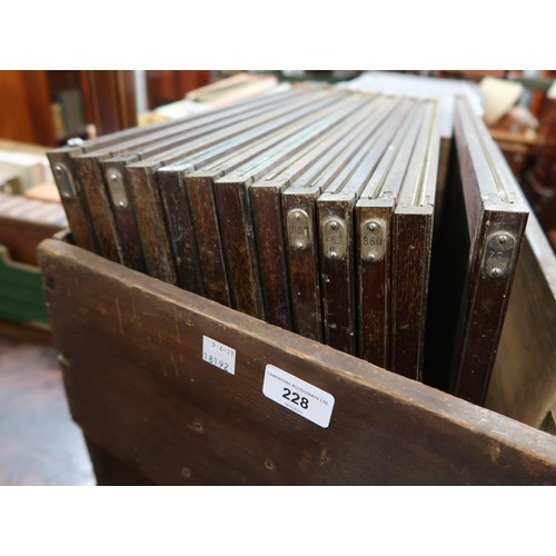 228 - Group of thirteen ex-British Museum brass and glass mounted display slides, in a later pine box