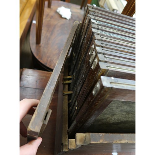 228 - Group of thirteen ex-British Museum brass and glass mounted display slides, in a later pine box