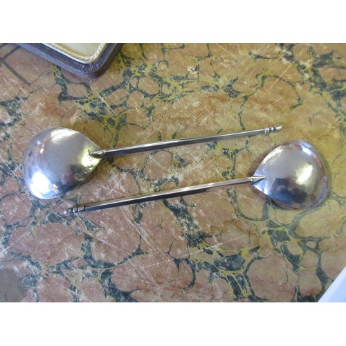 789 - Keswick School of Industrial Arts, cased pair of silver spoons, 6ins long approximately, 1.3oz