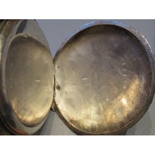 766 - Small early 20th Century silver salver with a gadroon rim and four hoof shaped supports, Sheffield 1... 