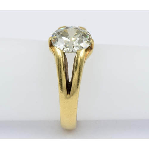 775 - Large 18ct yellow gold and old brilliant cut diamond solitaire ring of approximately 2.5ct