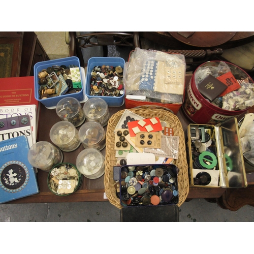 180 - Extensive collection of 19th and 20th Century buttons, some mounted on original cards, some later mo... 