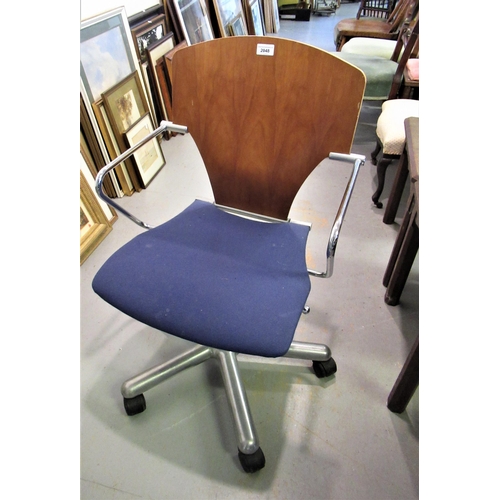 2048 - 20th Century Egoa model 300 office chair, after a design by Josep Mora