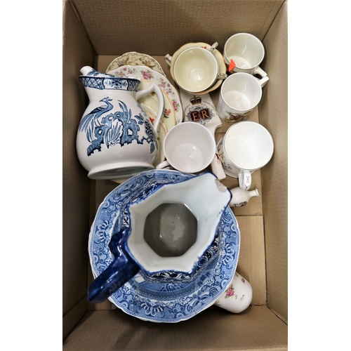 432 - George Jones Crescent china trio, together with a quantity of other decorative and commemorative cer... 