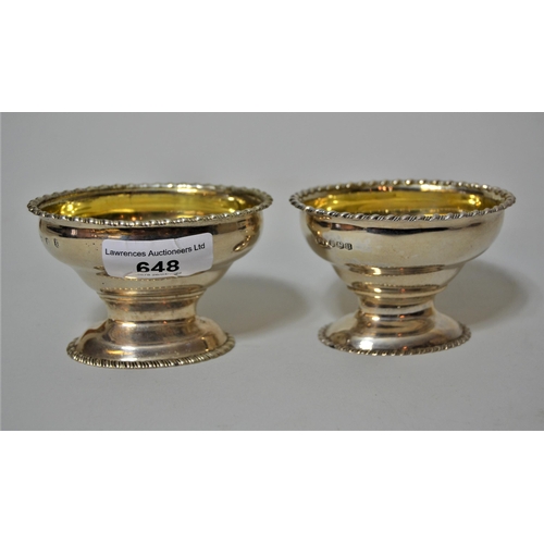 648 - George III silver oval pedestal salt, together with a near matching Edwardian salt, 5.5oz