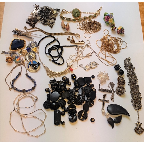 888 - Quantity of silver and other costume jewellery