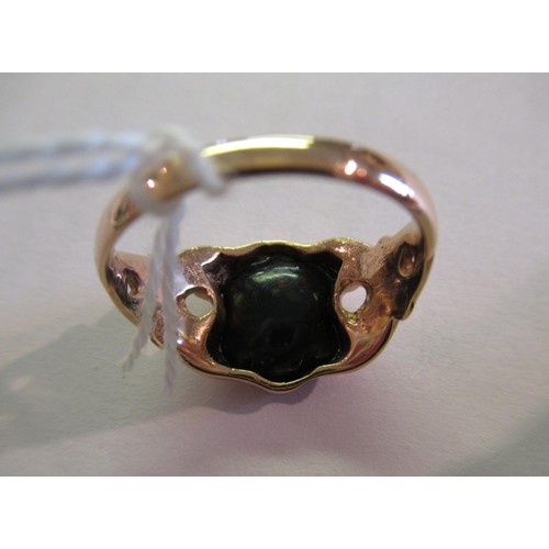 996 - Victorian 15ct gold bloodstone set signet ring, 6g gross