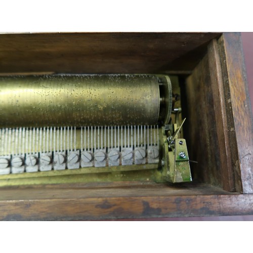 262 - 19th Century keywind musical box with a 10in cylinder and multi section comb, housed in a figured wa... 