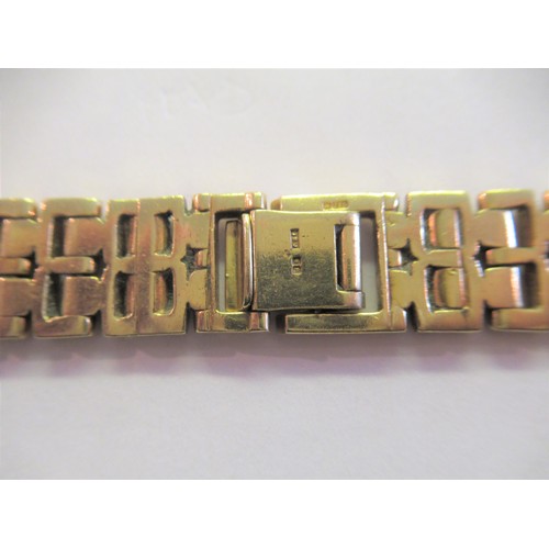 917 - 18ct Yellow gold watch bracelet, 46g