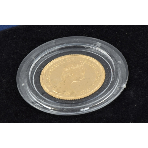 894 - 1979 Gold full sovereign