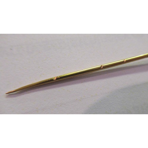 934 - 19th Century gold nugget stickpin housed in a velvet case