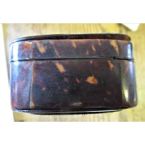 766 - Tortoiseshell and silver pique work rectangular trinket box with hinged cover, 5.25ins wide