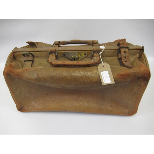 25 - Box containing a collection of various ladies hats, a Moss Bros. top hat (at fault), a box of variou... 