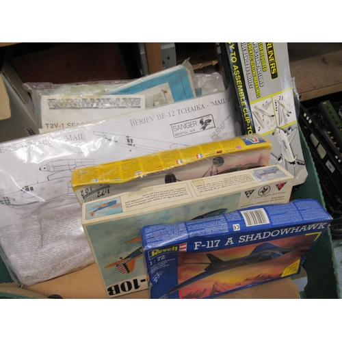 180 - Box containing a quantity of twelve model aircraft kits, including Vacuum, packed and boxed