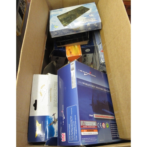 174 - Collection of eleven boxed Corgi Aviation Archive aeroplane models