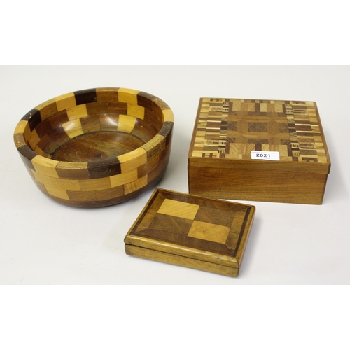 2021 - Square parquetry inlaid box together with a similar smaller box and a turned wooden fruit bowl