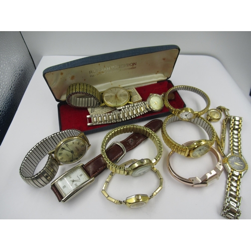 920 - Small quantity of miscellaneous costume jewellery and watches