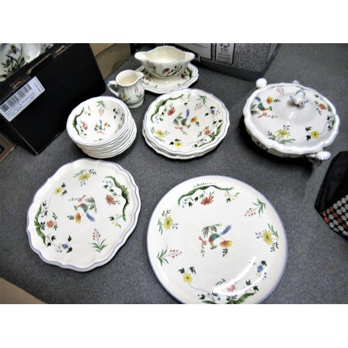 587 - Gien bird and floral decorated dinner service