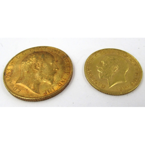 1362 - 1908 Gold sovereign, together with 1913 half gold sovereign