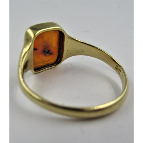 1374 - 18ct Yellow gold and cornelian inset seal ring, 5.5g