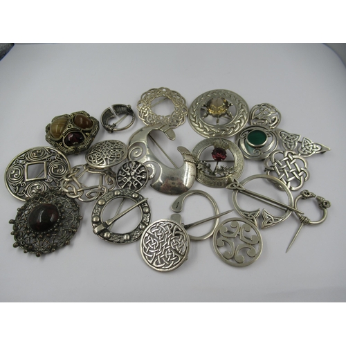 1393 - Group of twenty one various Mackintosh design silver brooches