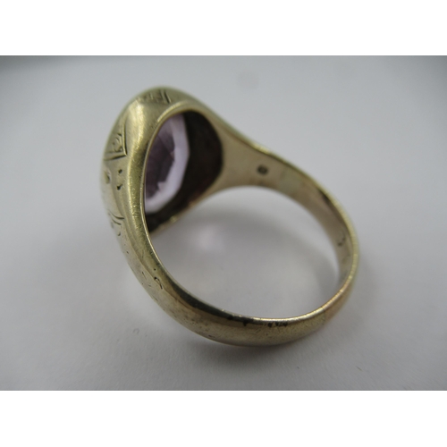 1415 - 19th Century 9ct yellow gold mounted amethyst signet ring, size 'M'