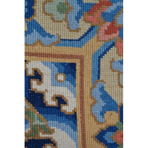 17 - Modern Chinese woolen rug