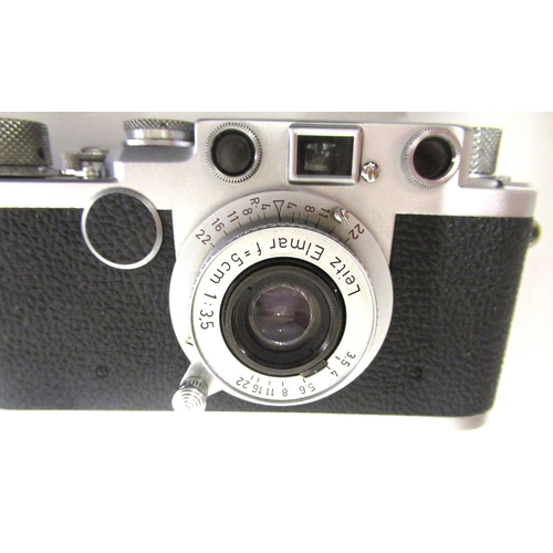 218 - Leica 2F camera fitted with F3.5 Elmar lens with original lens cap (shutter sticking)