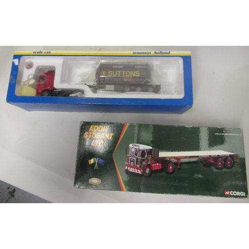 421 - Corgi boxed Limited Edition diecast metal model of an Eddie Stobart, flatbed trailer together with T... 