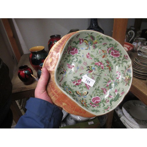 725 - 19th Century Canton eleven piece dessert service, decorated with polychrome birds and flowers on a c... 