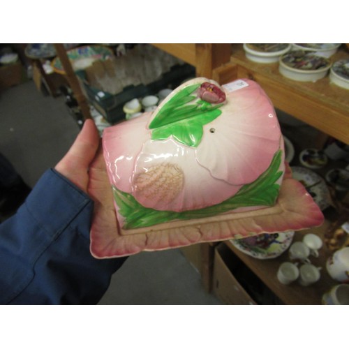 602 - Carlton ware preserve jar cover and stand, decorated with stylised fishes on a mottled ground, toget... 