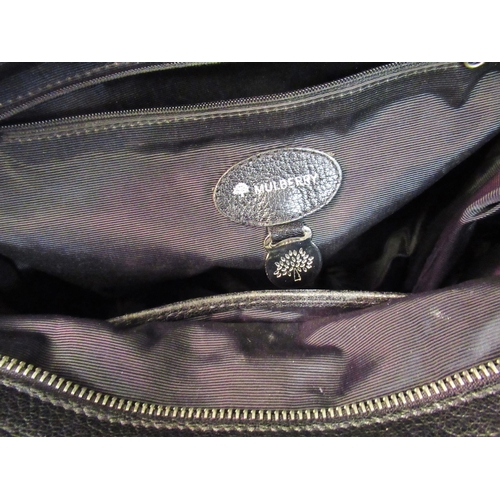 109 - Mulberry, black leather shoulder bag (clasp at fault)