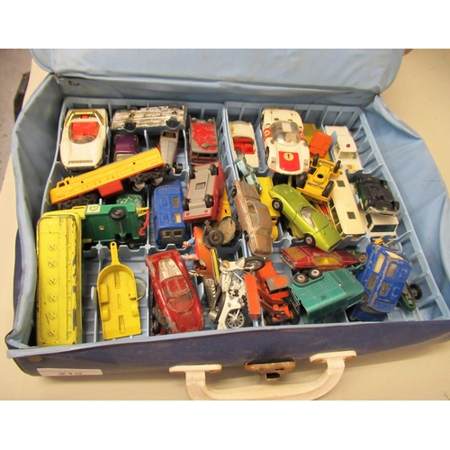 220 - Matchbox series collector's case containing a quantity of various diecast metal playworn vehicles